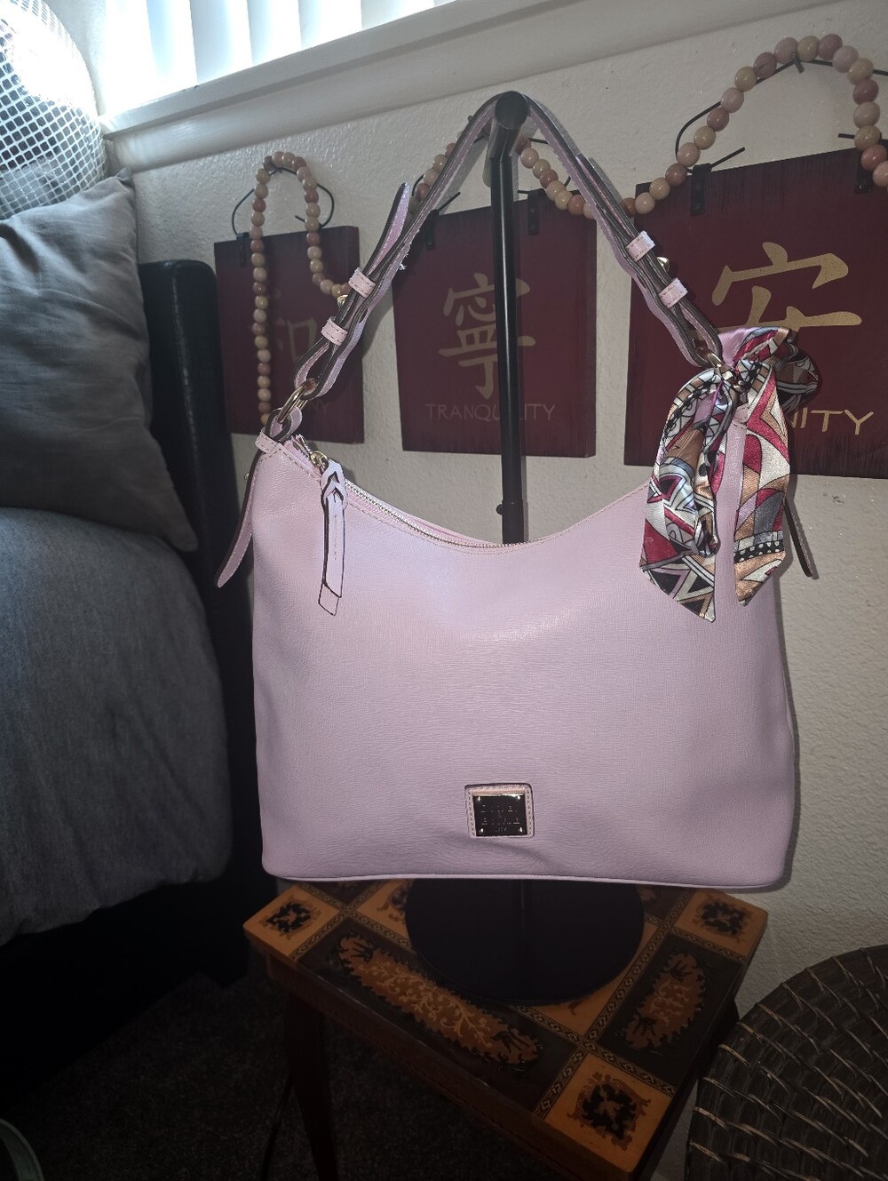 🦆 Dooney & Bourke Light Pink Women's Shoulder Bag In Preloved Condition
